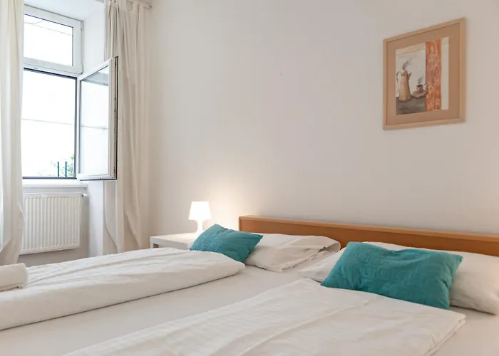 דירה Spacious 3br Next To Belvedere Perfect For Short Term