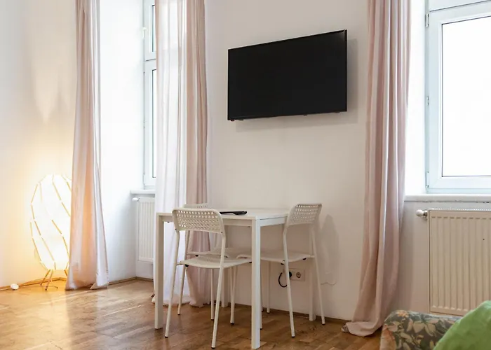 דירה Spacious 3br Next To Belvedere Perfect For Short Term וינה