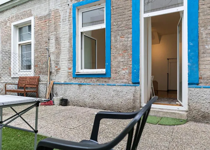Spacious 3br Next To Belvedere Perfect For Short Term *